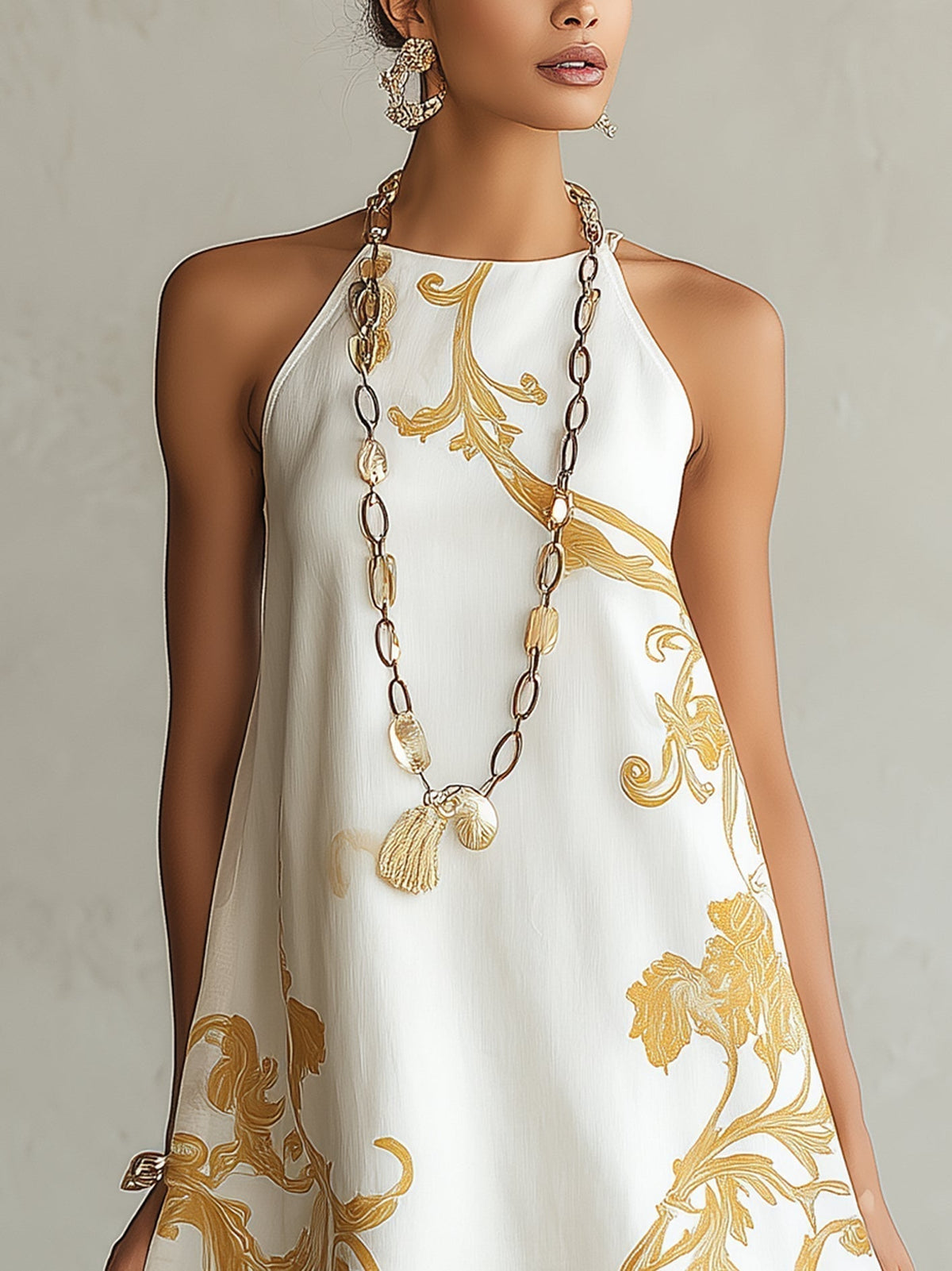Heloisa| Vestido mini de encaje blanco con motivos dorados