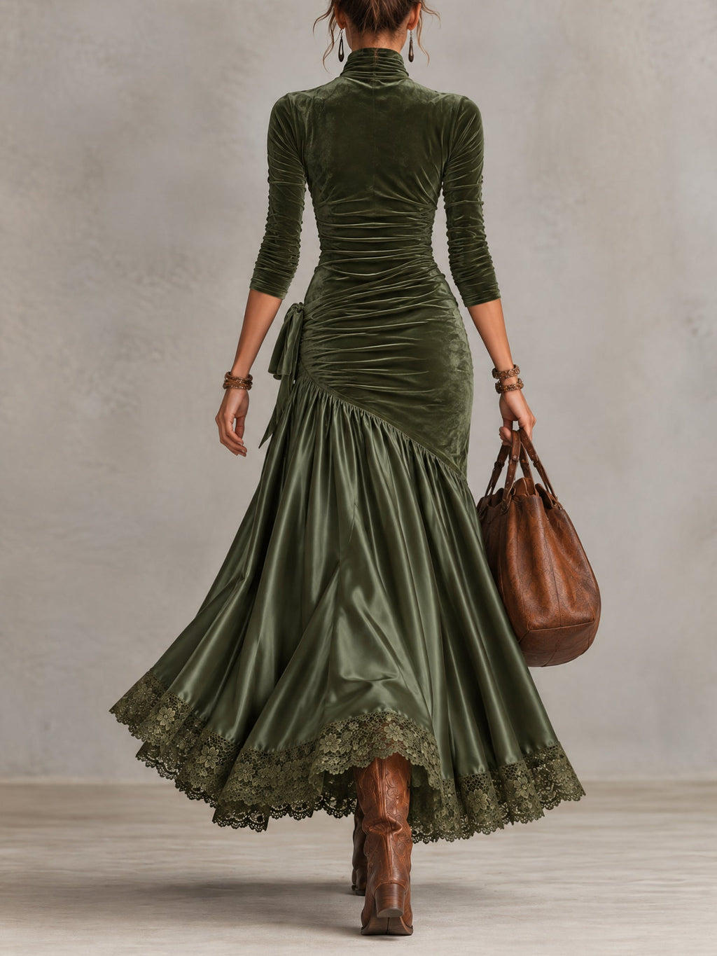 Vestido largo verde oliva con bajo de encaje
