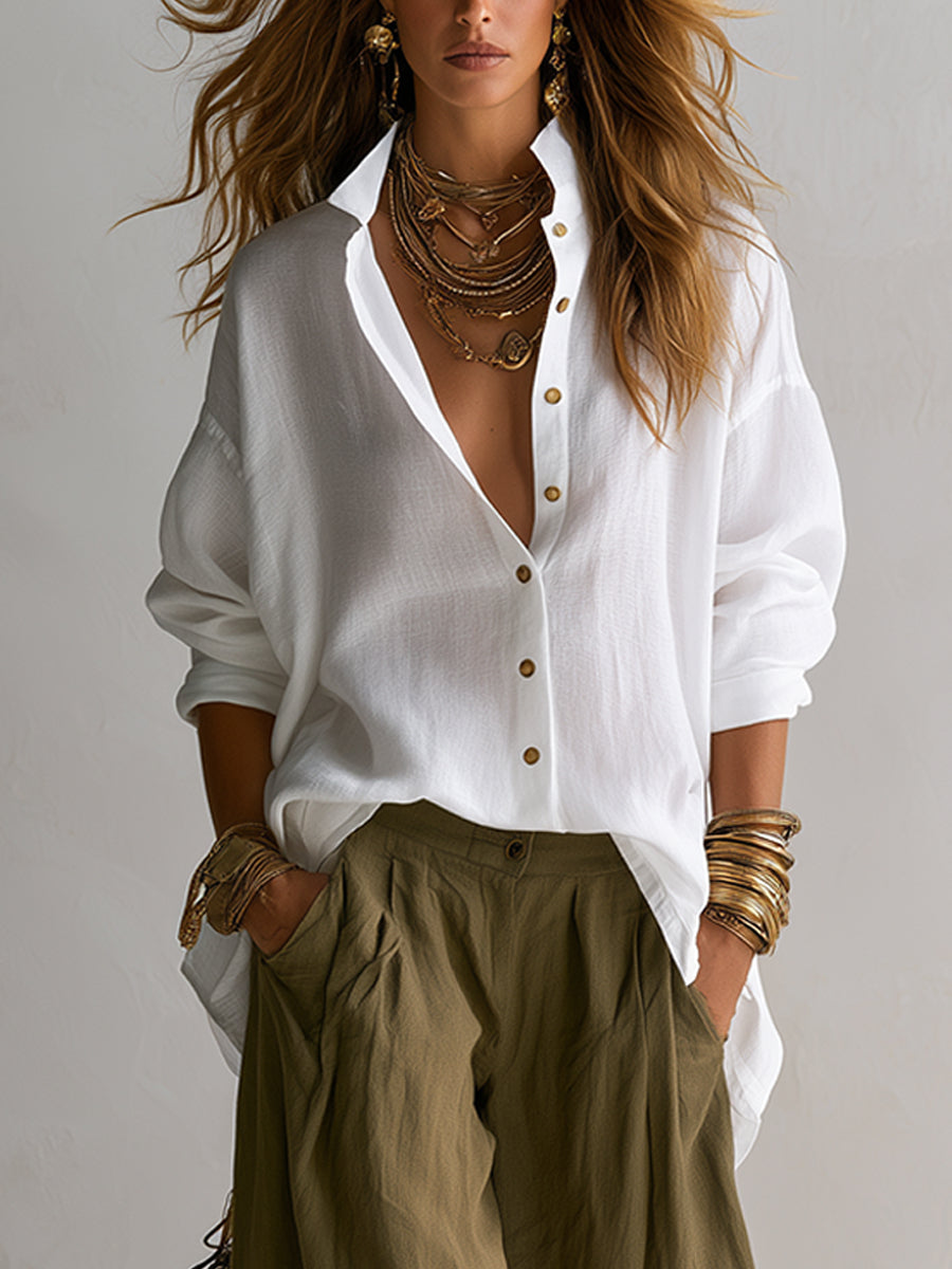 Capucine | Camisa blanca holgada y pantalones Lantern verde oliva