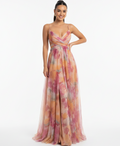 Coral Muse-Encantador vestido largo con estampado floral