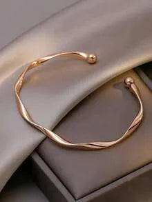 Pulsera Évora™ – Elegancia minimalista que combina con todo